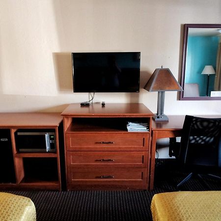Claridge Inn - St. George Dış mekan fotoğraf