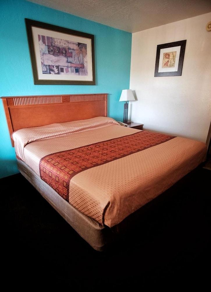 Claridge Inn - St. George Dış mekan fotoğraf