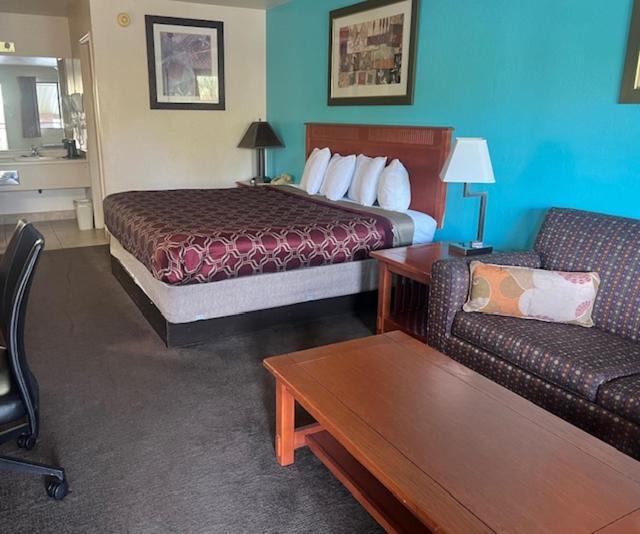 Claridge Inn - St. George Dış mekan fotoğraf