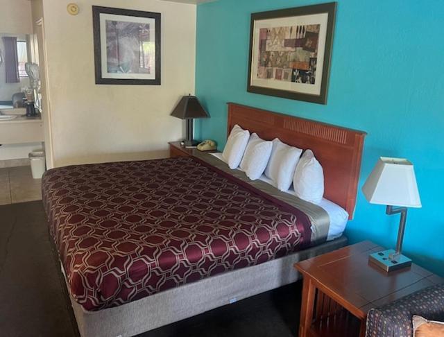 Claridge Inn - St. George Dış mekan fotoğraf