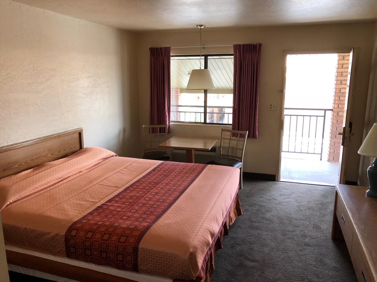 Claridge Inn - St. George Dış mekan fotoğraf