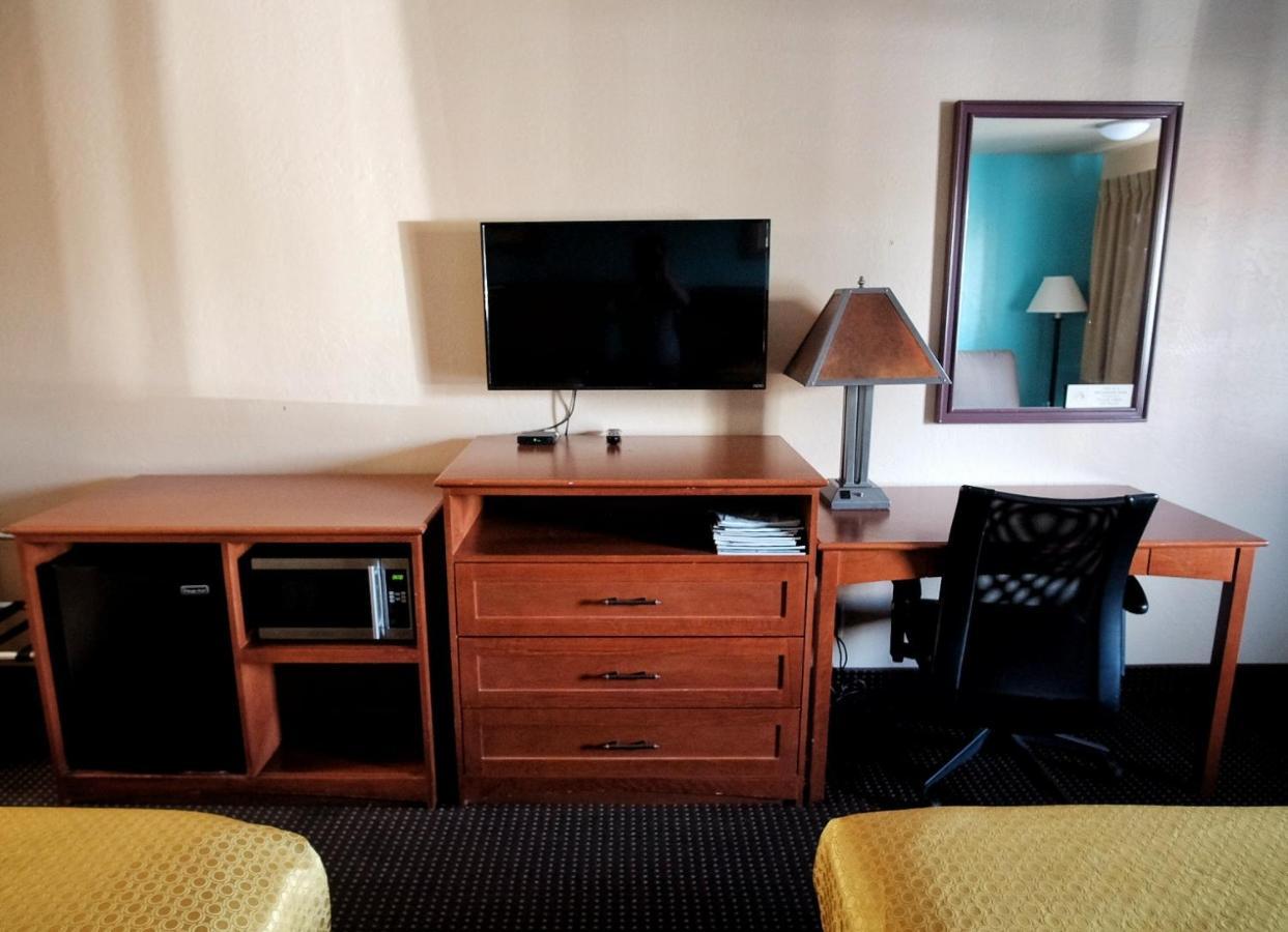 Claridge Inn - St. George Dış mekan fotoğraf