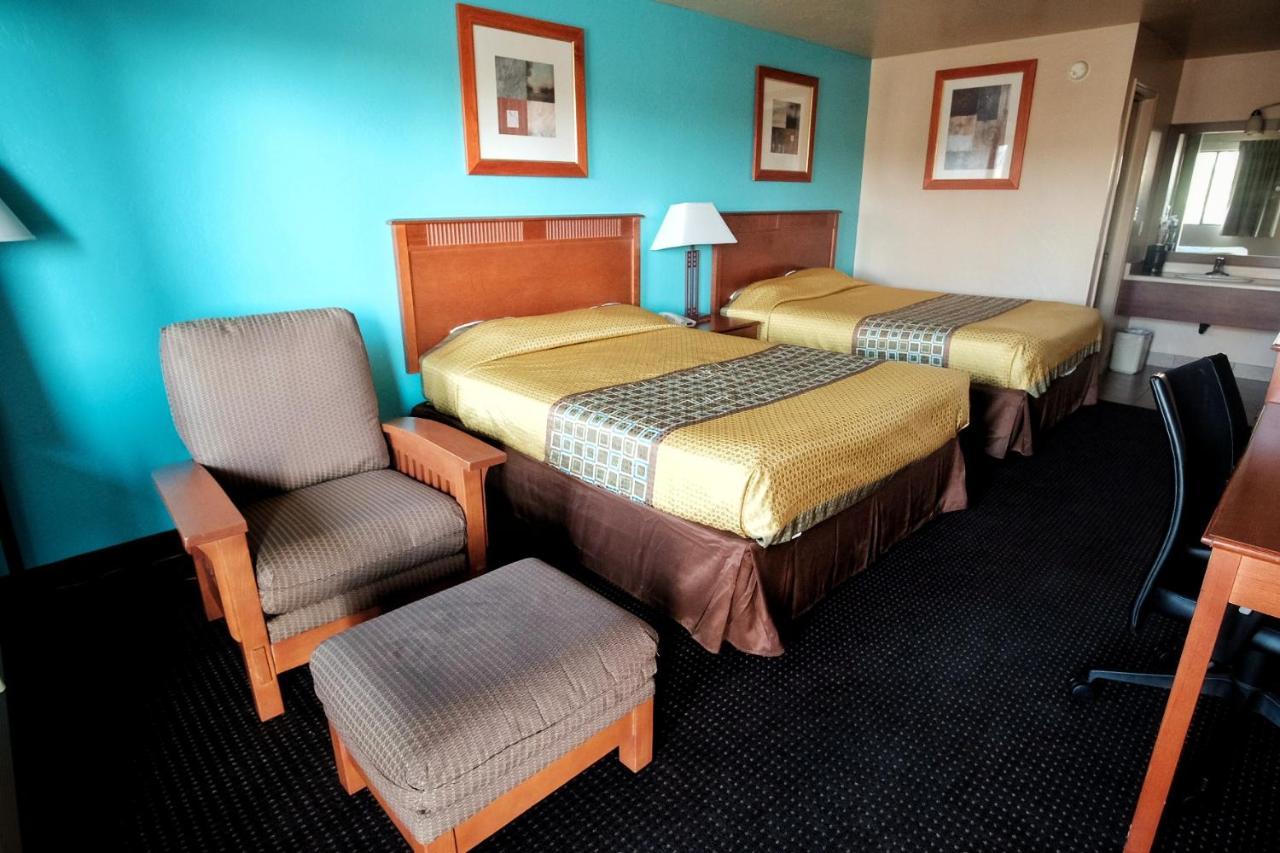 Claridge Inn - St. George Dış mekan fotoğraf